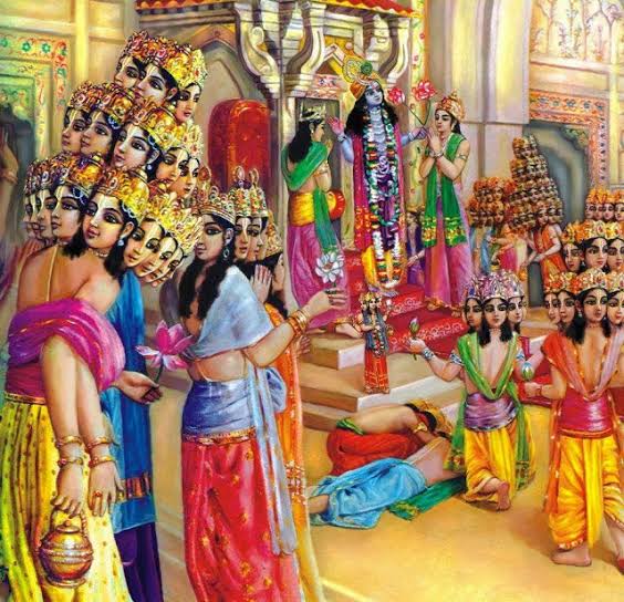 El Señor Krishna es el creador original y el Señor Brahma es el creador secundario.