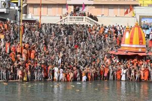 Why it is recommended to bath in the Ganges?